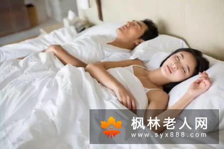 老年人需要子女的精心照顾   子女的孝心贵在真情